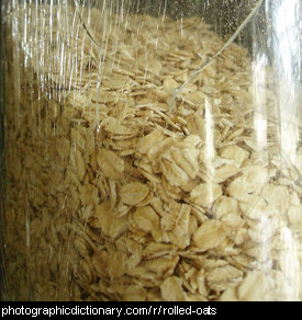 Photo of rolled oats in a jar